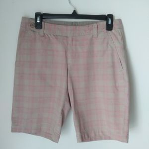 North Face Hiking Bermuda shorts size 6